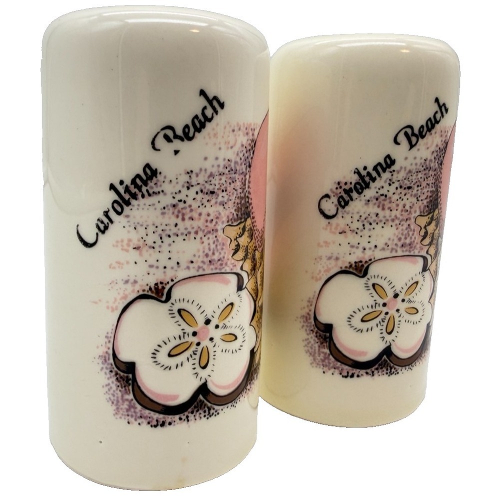 Carolina Beach Ceramic Salt and Pepper Shakers Set AGIFTCORP Sand Dollar